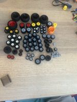 Konvolut Lego Teile Rädermit Reifen diverse Grössen