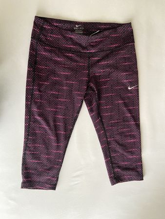 Nike Dri-Fit Capri Trainingshose, Grösse L, gebraucht