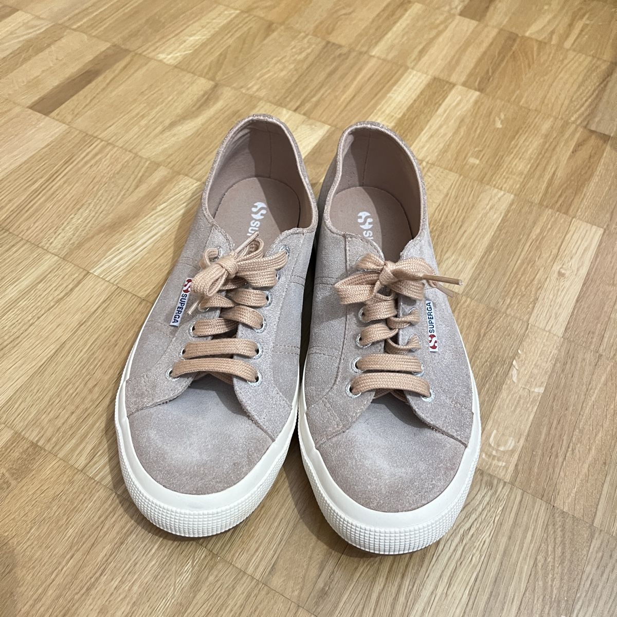 Superga Scarpe da uomo: Superga Leder Schuhe Grösse 41 – Usato da Aarau venduto da sen_er 1