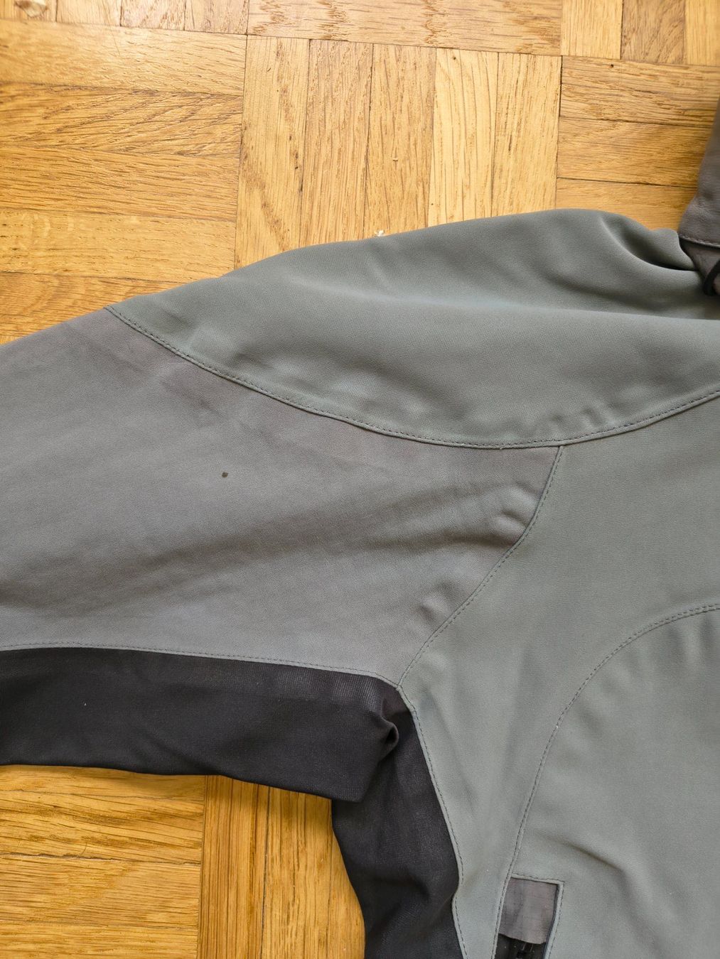 Salewa Jacken: Salewa Alpine Softshelljacke Grösse XXS Gore-Tex – Gebraucht aus Liebefeld von manyawoods 3