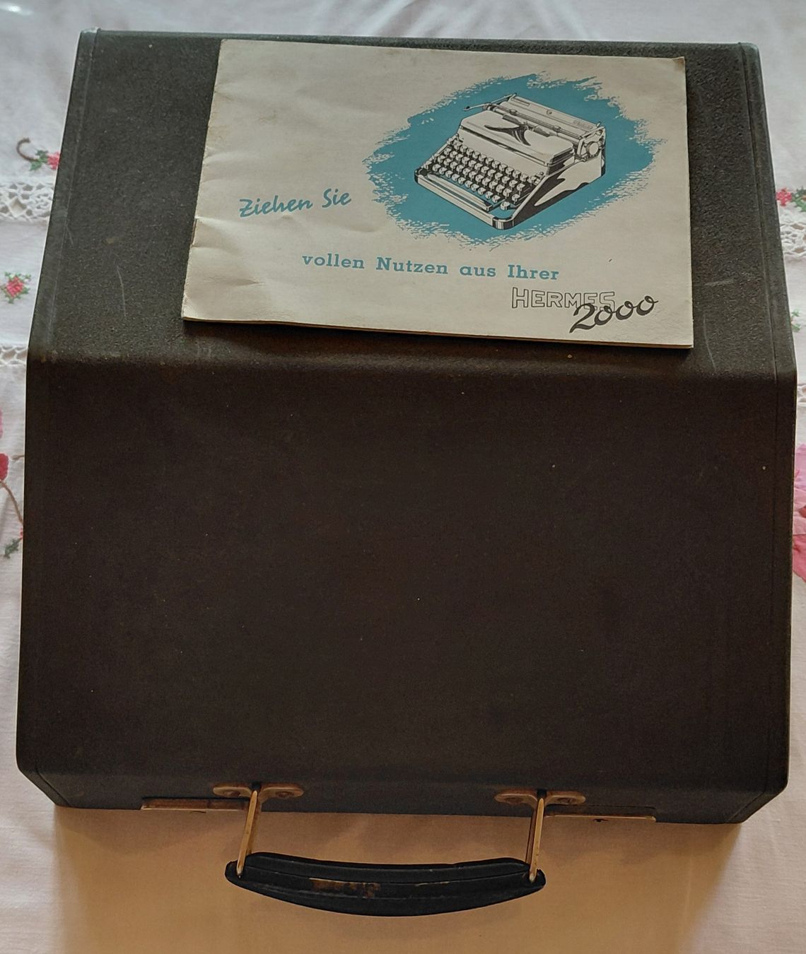 Hermès Macchine da scrivere: mintgrüne Hermes 2000 Schreibmaschine – Usato da Trogen venduto da Limboo 5