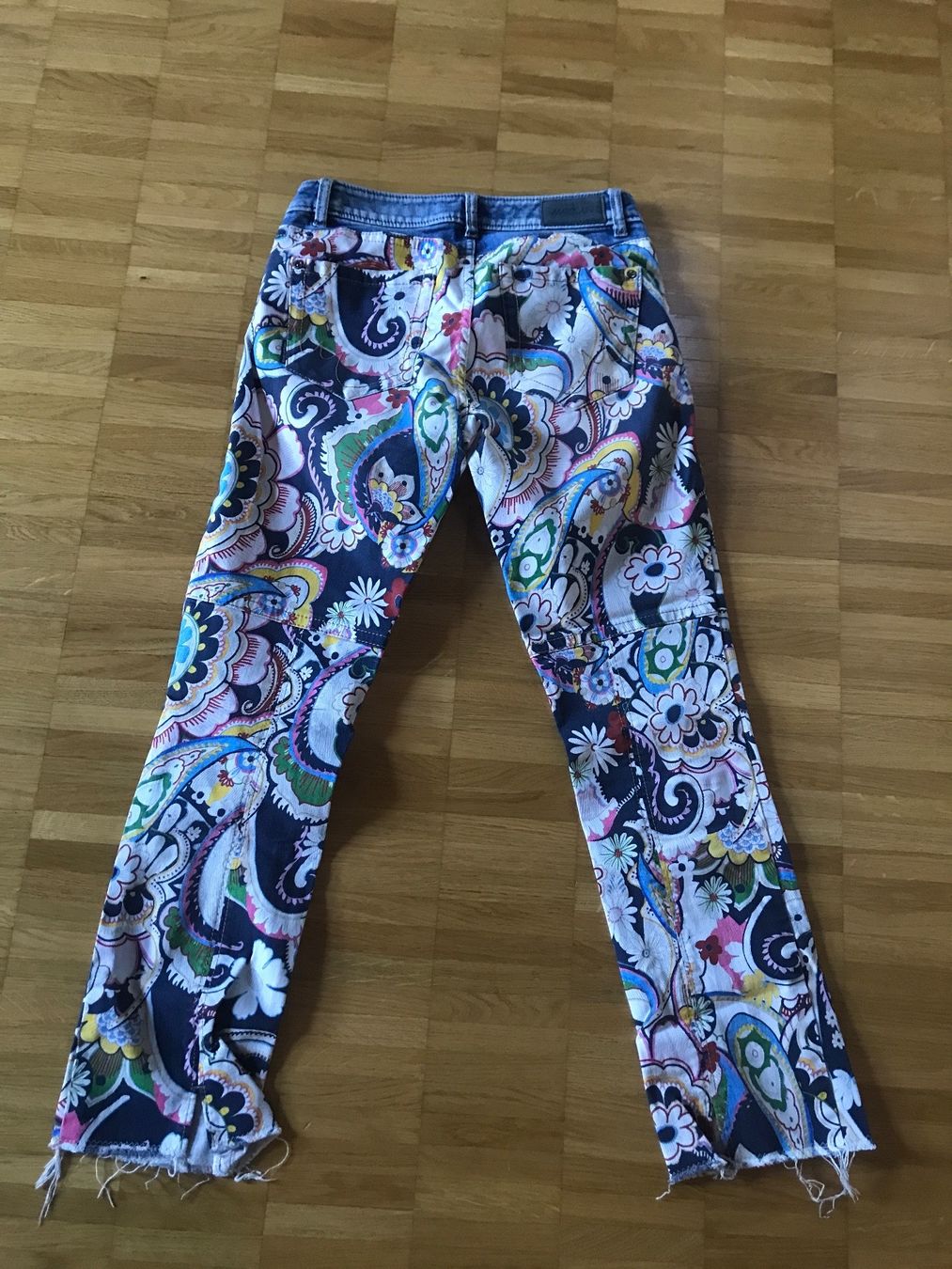 Pantaloni: Marc Cain N2     7/8tel Hose – Usato da St. Margrethen SG venduto da kellenbh 3