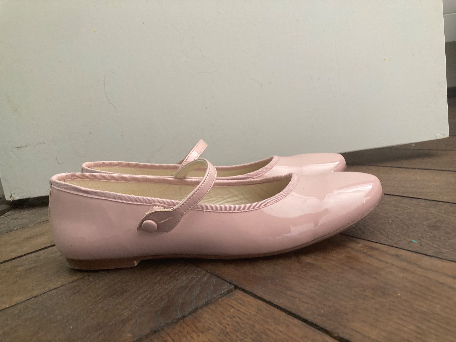 Scarpe da donna: Lackschuhe rosa – Usato da Basel venduto da Kazue 1