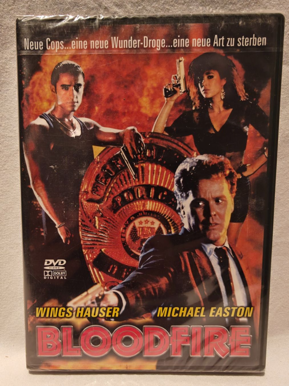 Tutti i DVDs: Bloodfire – Nuovo e nell'imballaggio originale da Gutenswil venduto da Vulcano21