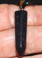 Halskette 1K – Blauer Sandstein Säule ca. 30x10mm