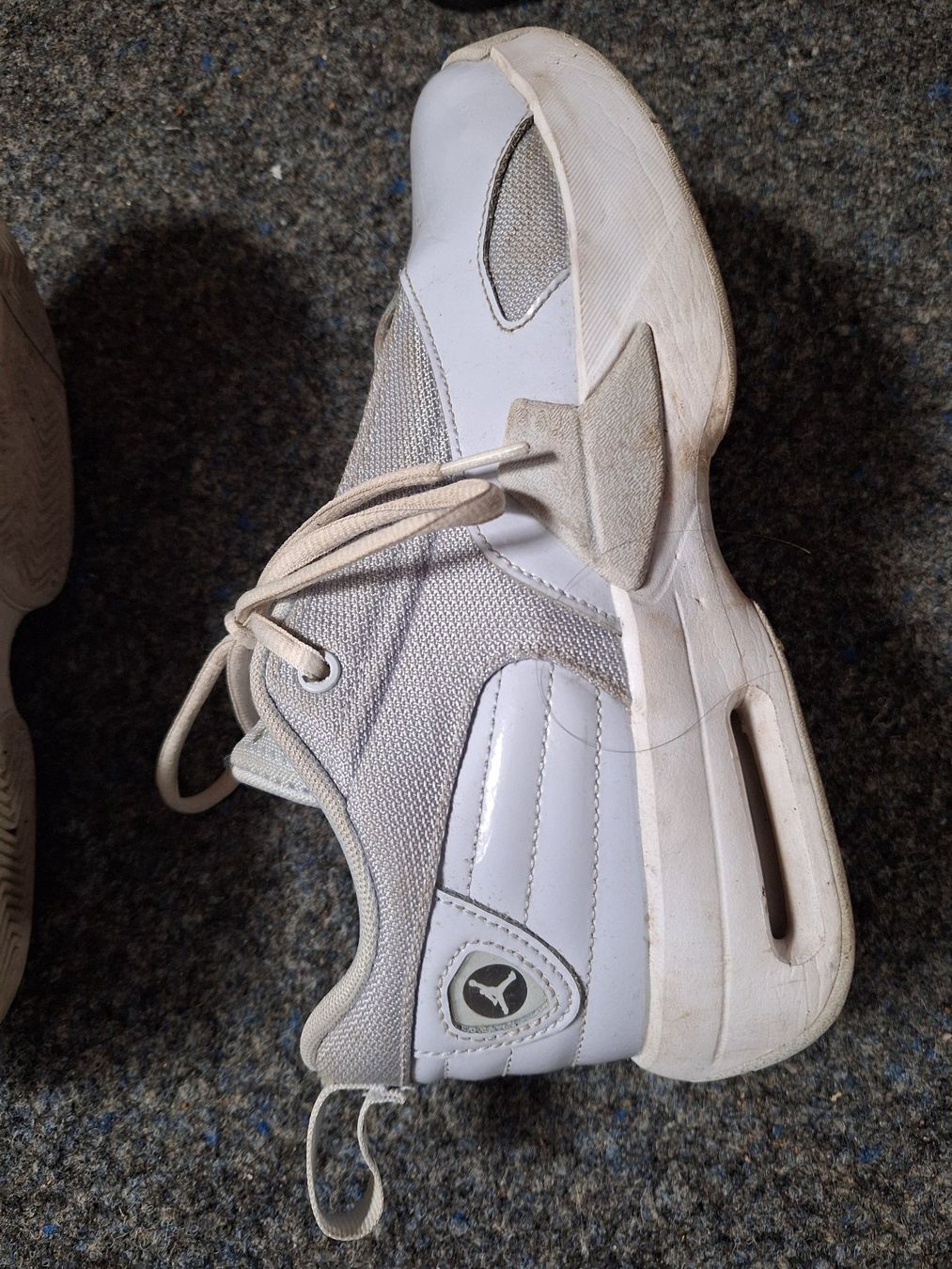 Jordan Scarpe da uomo: Jordans flight Sneaker Gr. 40 – Usato da Riggisberg venduto da Schmago1