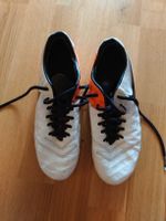 Fussballschuhe Nike Tiempo Grösse 39