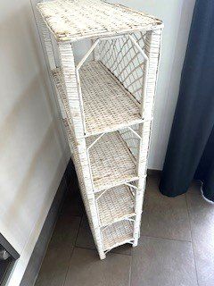 Scaffali: wEiSSeS KoRbreGaL – Usato da Winkel venduto da zeho 3