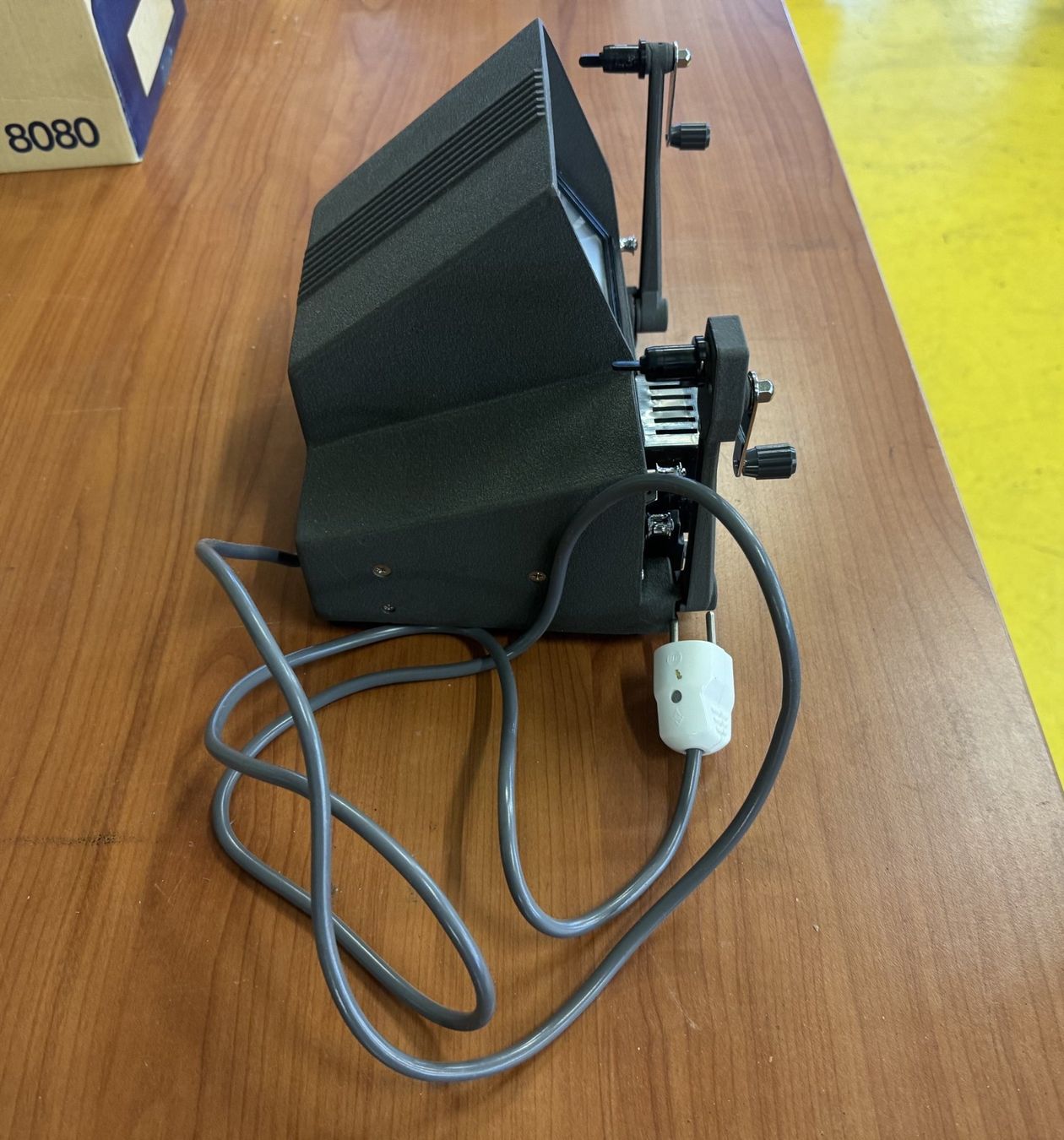 Proiettori: Visionneuse super 8 Revue universal 130 – Usato da Satigny venduto da rob_6zj8 4