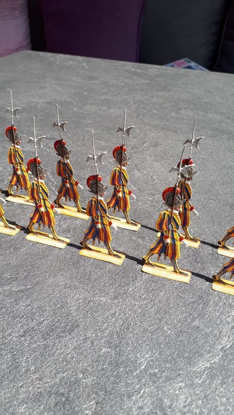 Statuette: Zinnfiguren Schweizergarde – Usato da Allschwil venduto da mematho 4