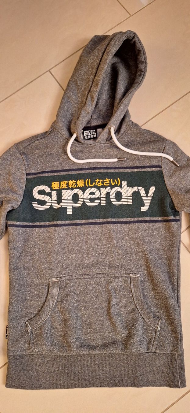 Superdry Maglioni & Felpe: SuperDry Pullover Hoodie Grösse S – Nuovo (secondo la descrizione) da Richterswil venduto da uscars 1