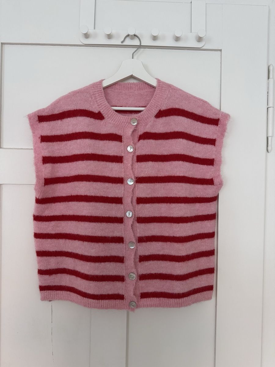 Gilets & Westen: Weste rosa-rot gestreift – Neu (gemäss Beschreibung) aus St. Gallen von BiancaL11