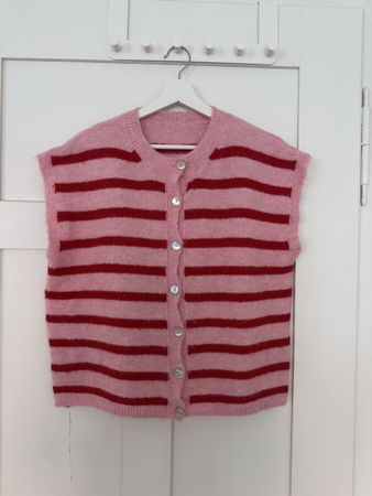 Weste rosa-rot gestreift