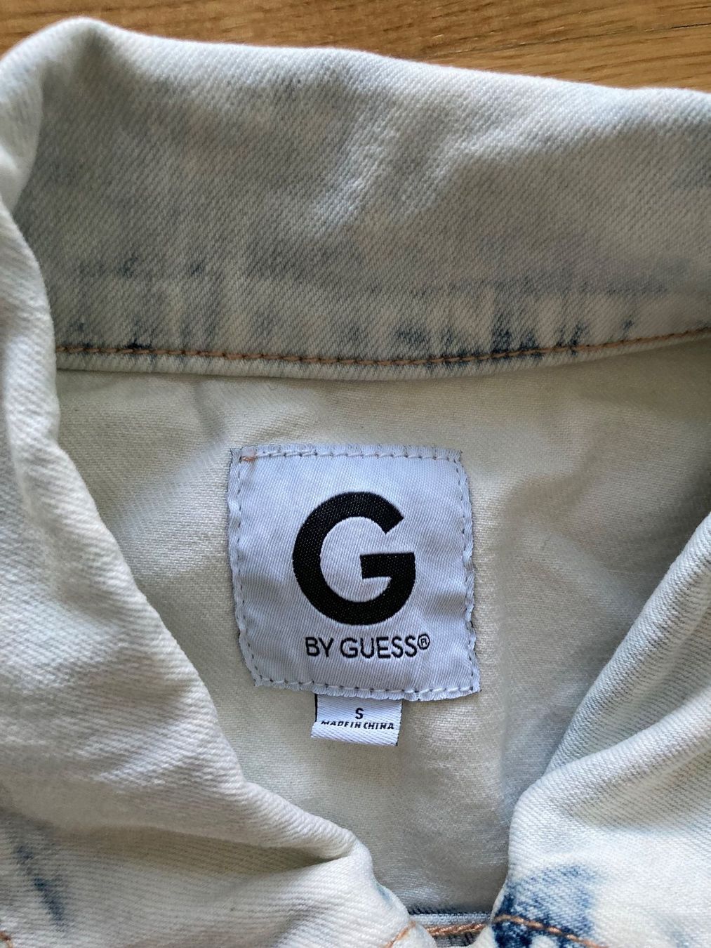Giacche: (C-E) Guess Jeansjacke s – Usato da Jonen venduto da Sevenb 2