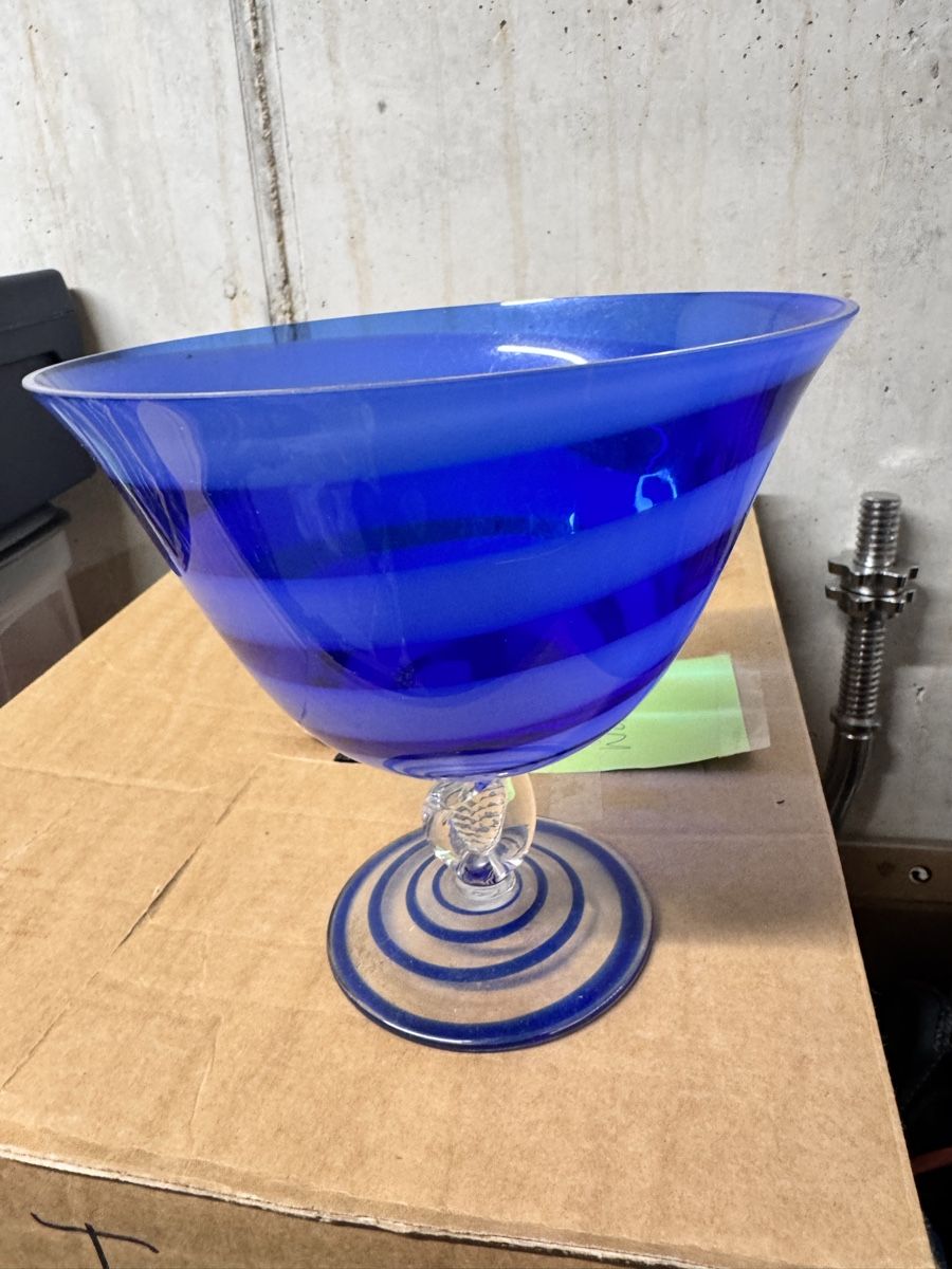 Bicchieri: blaues Dekoglas – Usato da Zürich venduto da Frevia 1