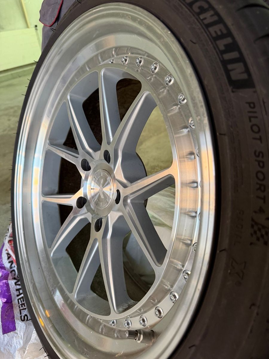 Japan Racing Cerchioni: JR39 Felgen 19 Zoll – Usato da Rothenthurm venduto da Lumara27 1