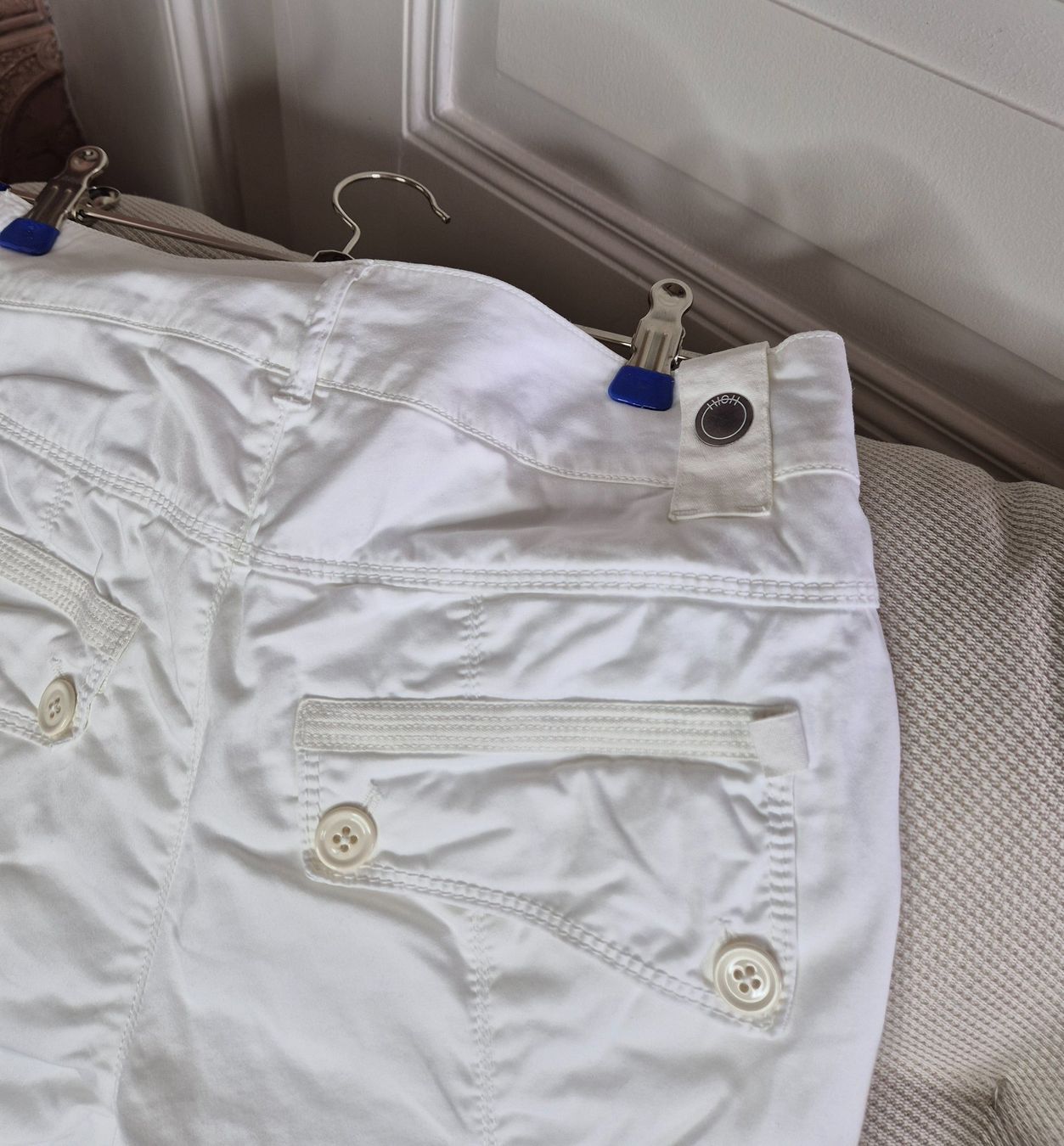 High Pantaloni: Hose High – Usato da Leissigen venduto da ali_k9v8 4