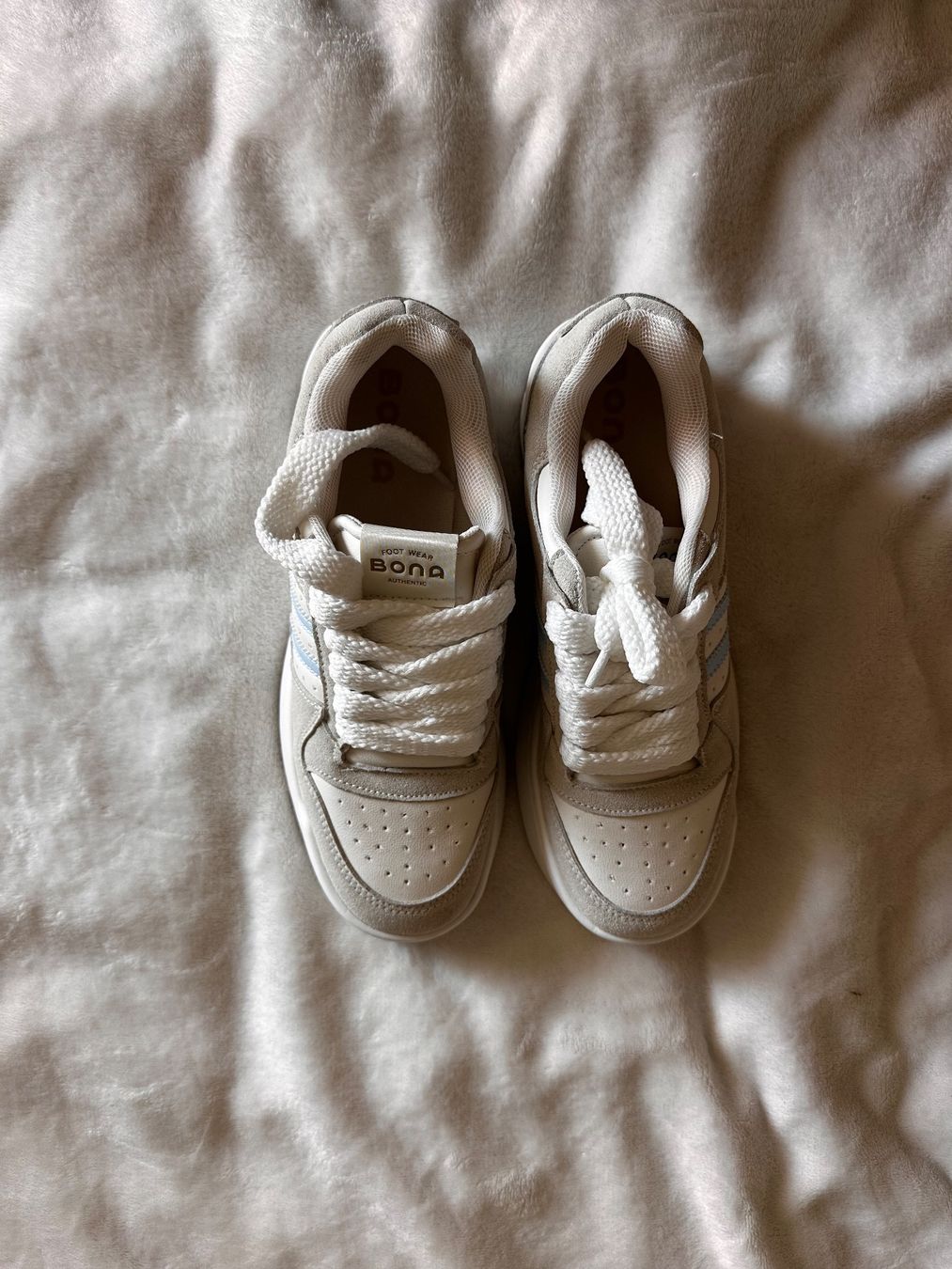 Scarpe da donna: Sneaker beige hellblau neuwertiger Zustand – Nuovo (secondo la descrizione) da Dübendorf venduto da bol_h67v 3