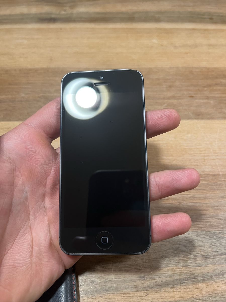 Apple Portables: iPhone 5 – D'occasion à Würenlos par jam_mv8g