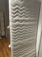 Matratze mit Reissverschluss gute Beschaffenheit 90x200cm