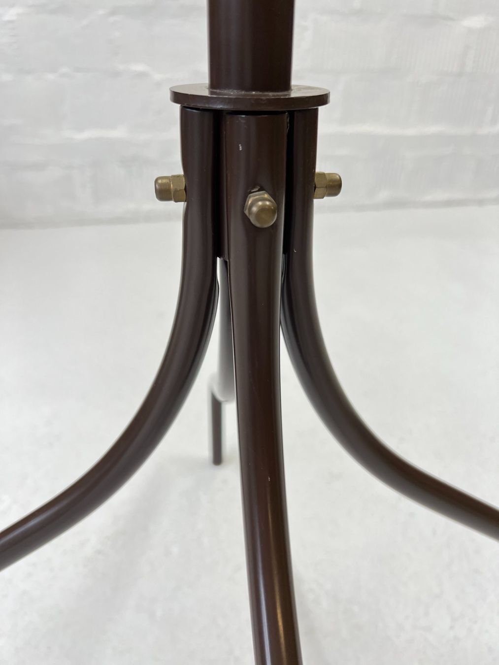 Guardaroba: Vintage Piccolo Garderobe - Steelform – Usato da Walzenhausen venduto da stilvollwohnen 5