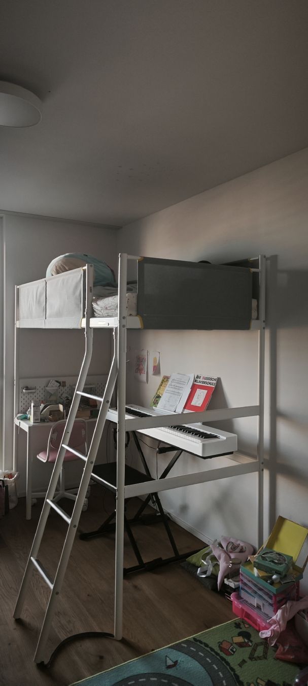 Ikea Letti: IKEA Kinder Hochbett/ High bed frame with desk white/grey  – Usato da Dübendorf venduto da Jianbo_CN_CH_IT 2