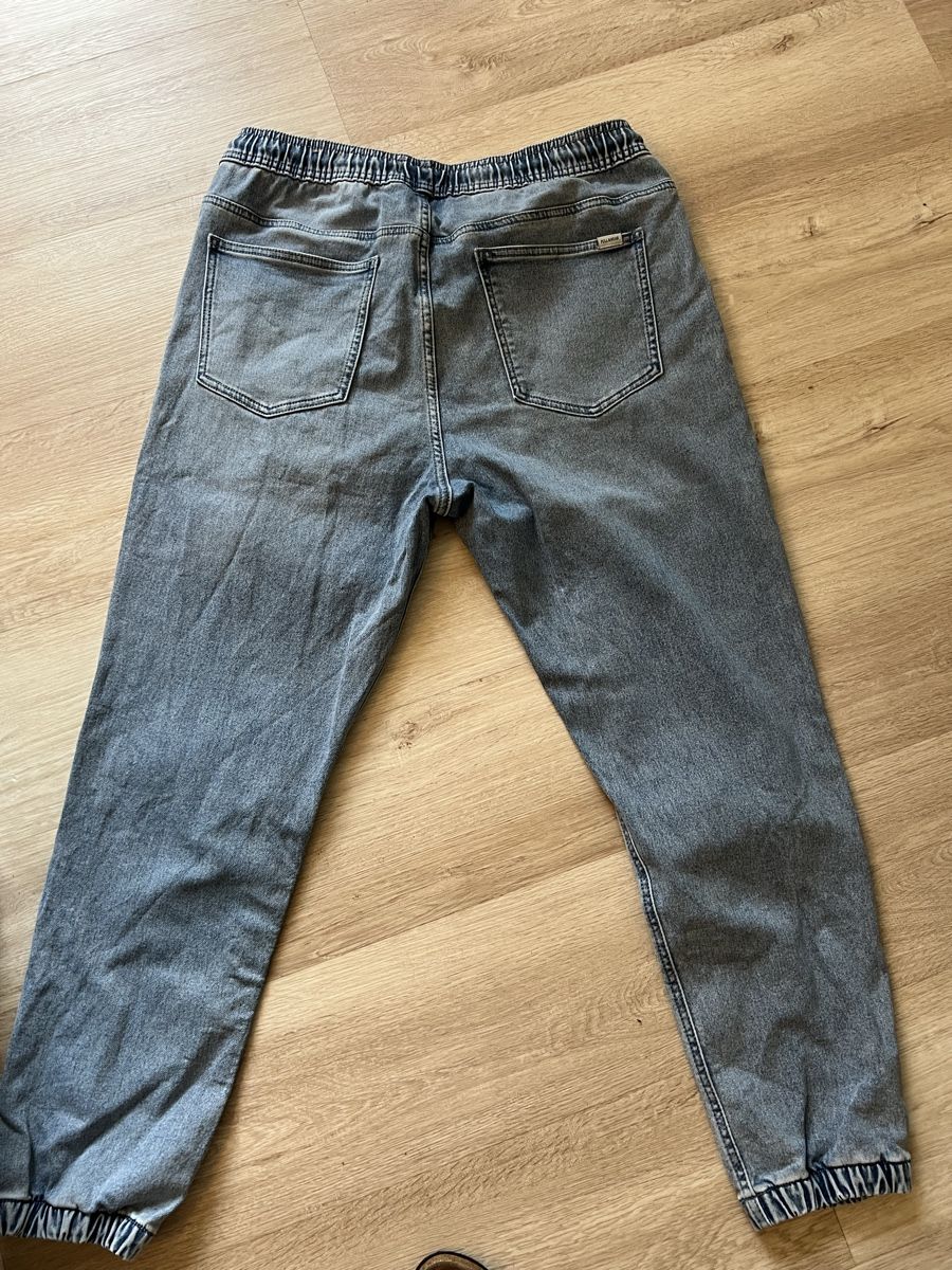 Pull&Bear Jeans: 2 Jeans Jogging stile -  Pull&Bear gr. L – Usato da Triesen venduto da bubita 1