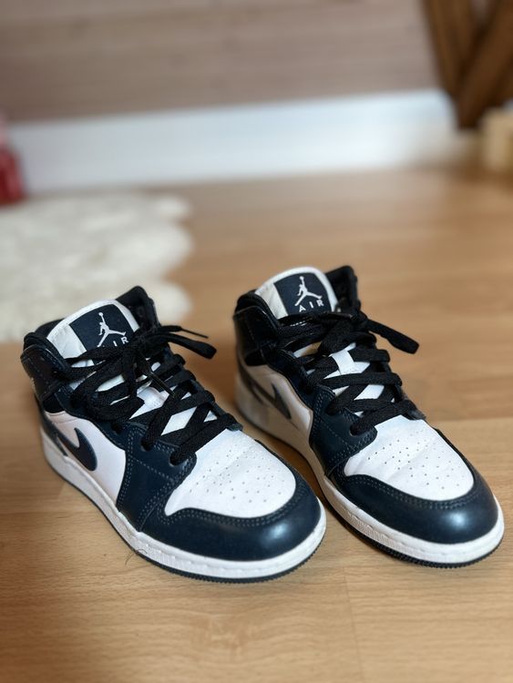 Jordan Chaussures hommes: Air Jordan 1, Navy/Weiss, Grösse 36 – Neuf (Voir description) à Richterswil par lya_sym2