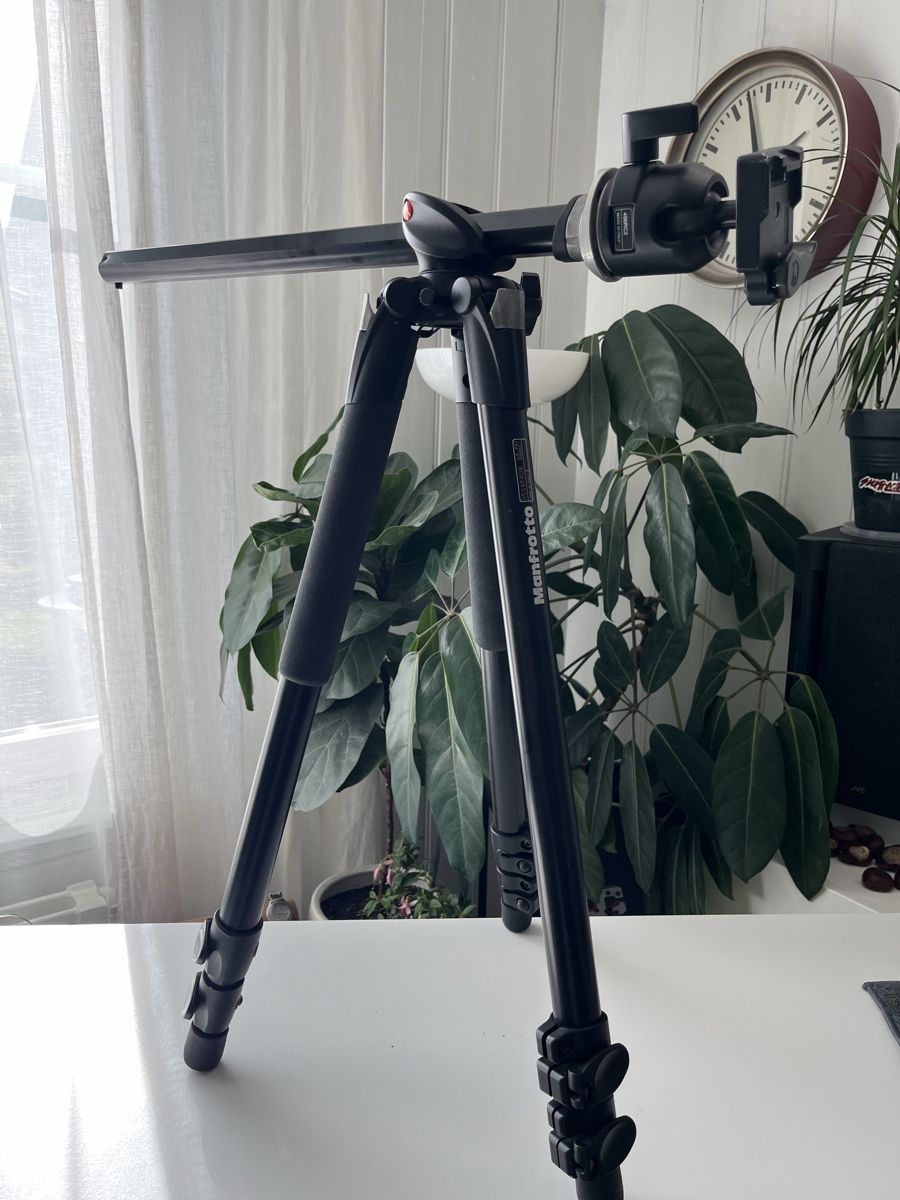 Manfrotto Treppiedi & Teste: Stativ Manfrotto 055XPR0B 183cm – Usato da Speicher venduto da benthestack 4
