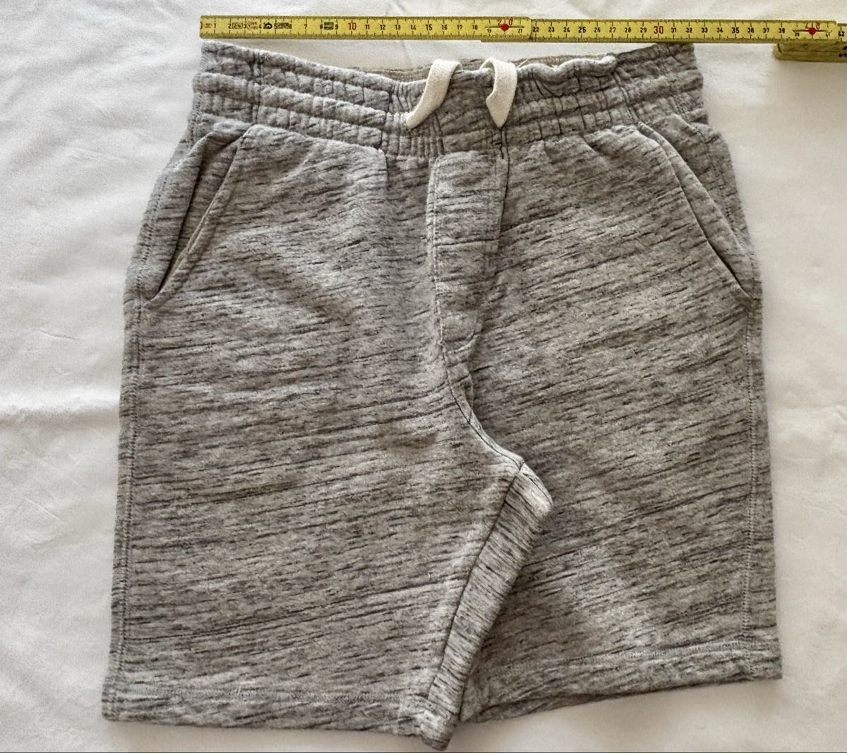 Hosen: Minimal Shorts Grau Gr. S – Neu (gemäss Beschreibung) aus Zürich von talys