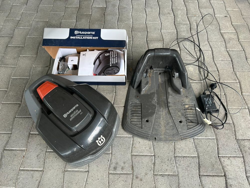 Husqvarna Automower 105 - Komplettset (Gebraucht) in St.Pelagiberg für