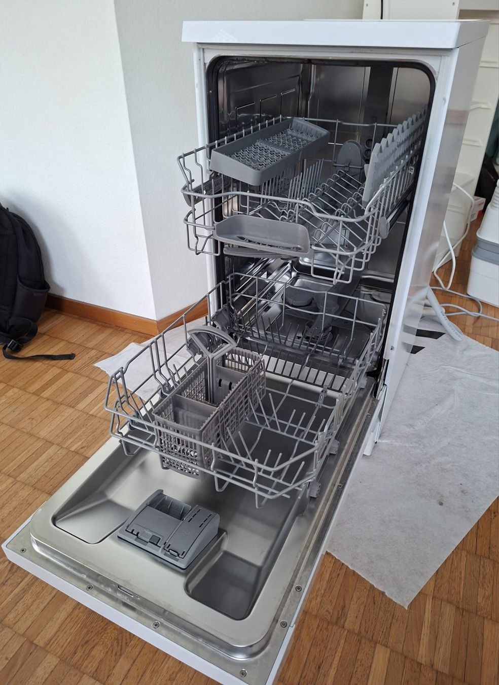 Machines à laver la vaisselle: Dishwasher - Bosch Serie 2 SilencePlus – D'occasion à Zürich par dan_5rcv
