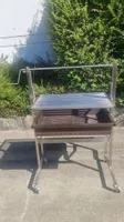 Asado Grill Edelstahl mit höhenverstellbaren Grillrost
