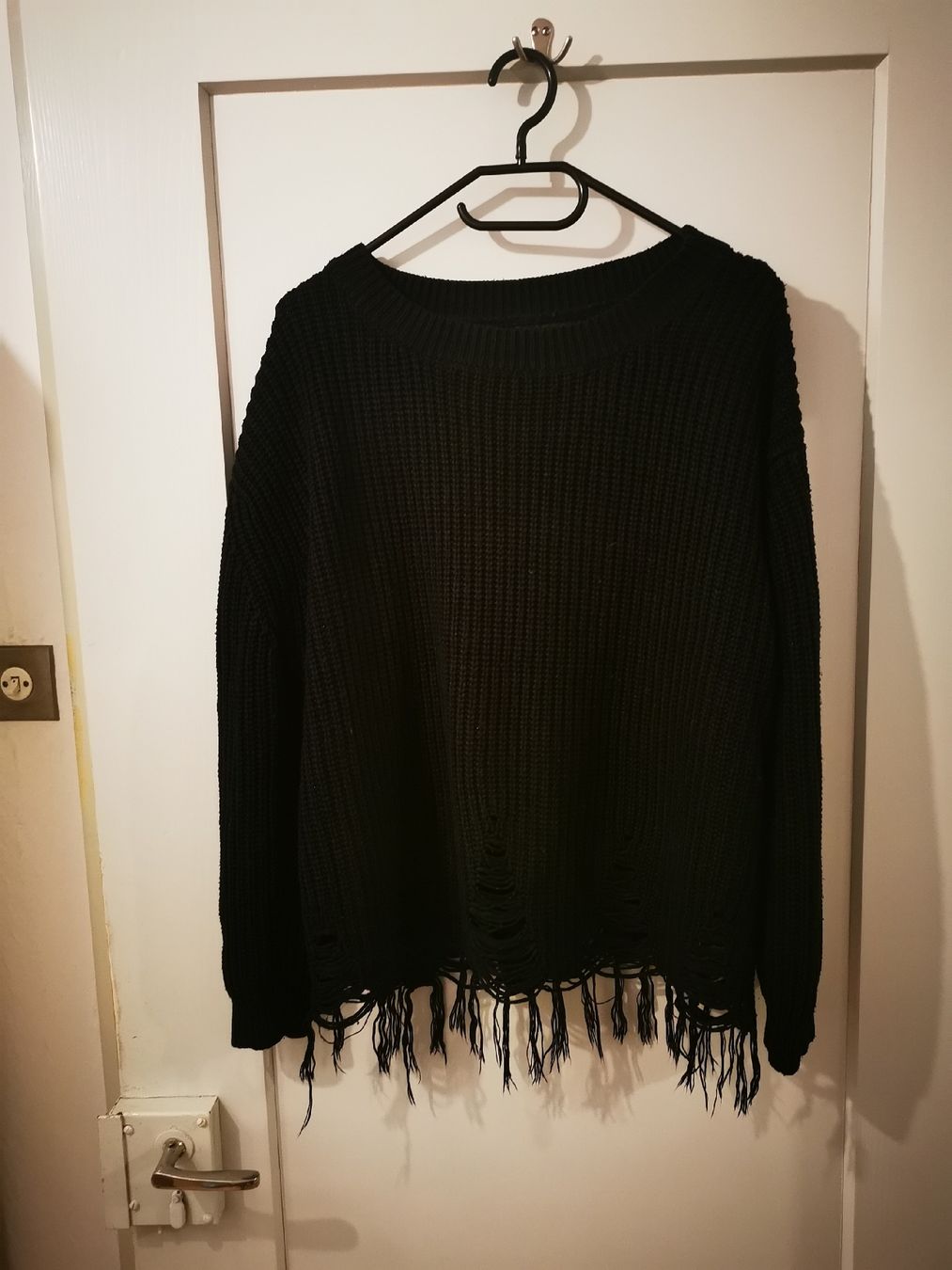 Maglioni & Felpe: Schwarzer Atmosphere Strickpullover mit Fransen, Gr. M – Nuovo (secondo la descrizione) da Balsthal venduto da Leila_Luna