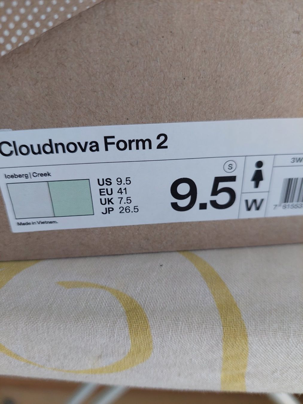 On Chaussures femmes: ON Cloudnova 2 – Neuf (Voir description) à Lyss par sfbuetikofer 2