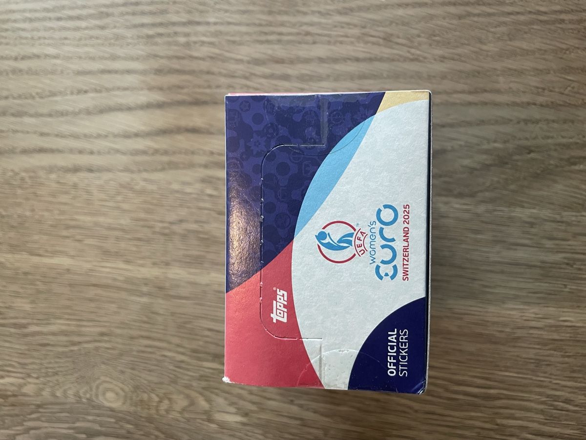 Topps Carte collezionabili: 10 box Topps euro 2025 – Nuovo e nell'imballaggio originale da Treyvaux venduto da goali1fcea 4