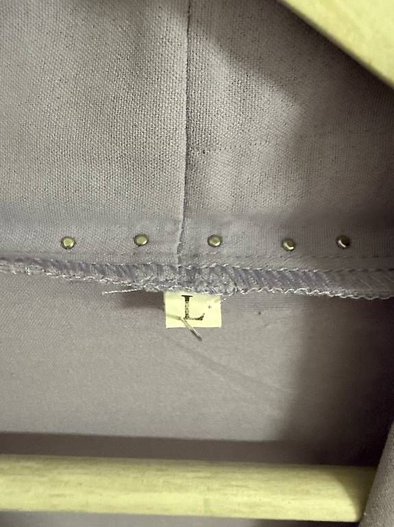 Vestiti: Abaya Violett mit weissen Perlen – Nuovo e nell'imballaggio originale da Niederwangen BE venduto da by_nisrin 1