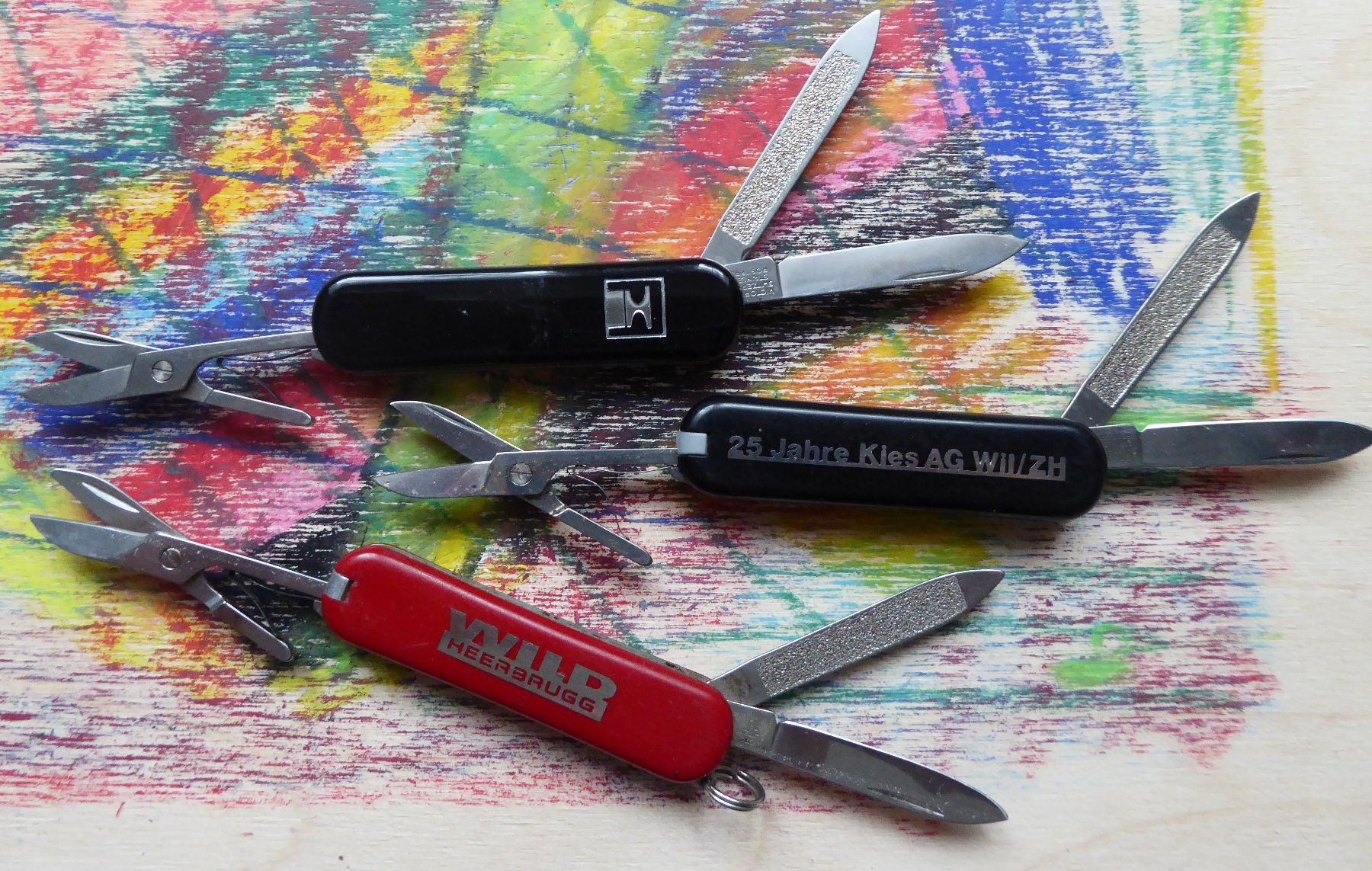 Victorinox Taschenmesser: 3 Victorinox Classic – Gebraucht aus Gossau SG von tenerife11