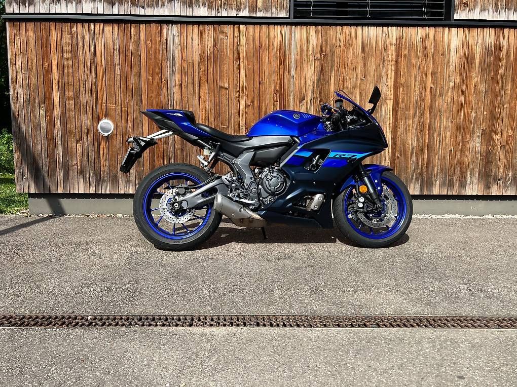 Strasse: Yamaha R7 (2024) zu verkaufen – Gebraucht aus Arlesheim von sel_n57l