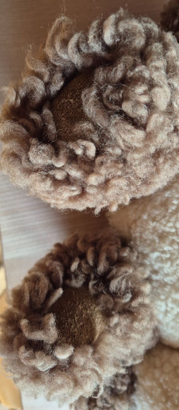 Spielzeuge: Teddybär, flauschig, sehr schöne Handarbeit – Gebraucht aus Buchs SG von MStBu 4