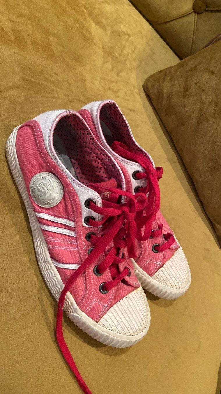 Diesel Scarpe da donna: Damen Sneaker von Diesel, Gr. 38 – Usato da Dagmersellen venduto da sheli17 5