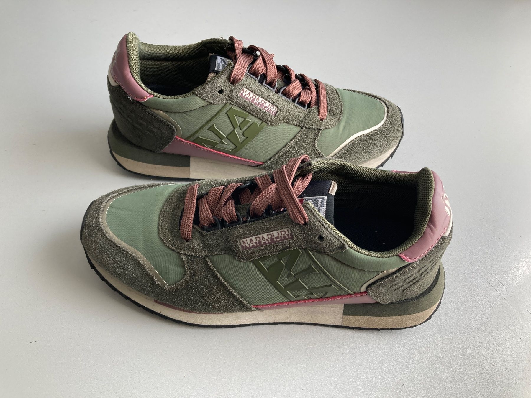 Napapijri Scarpe da donna: NAPAPIJRI Sneakers Gr. 37 – Usato da Küsnacht ZH venduto da PLZoll