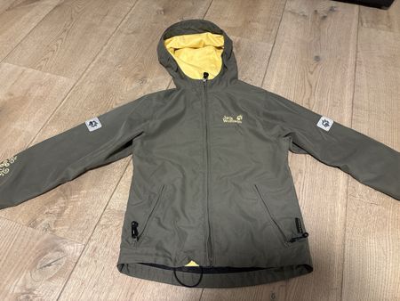 Jack Wolfskin Regenjacke Gr. 128