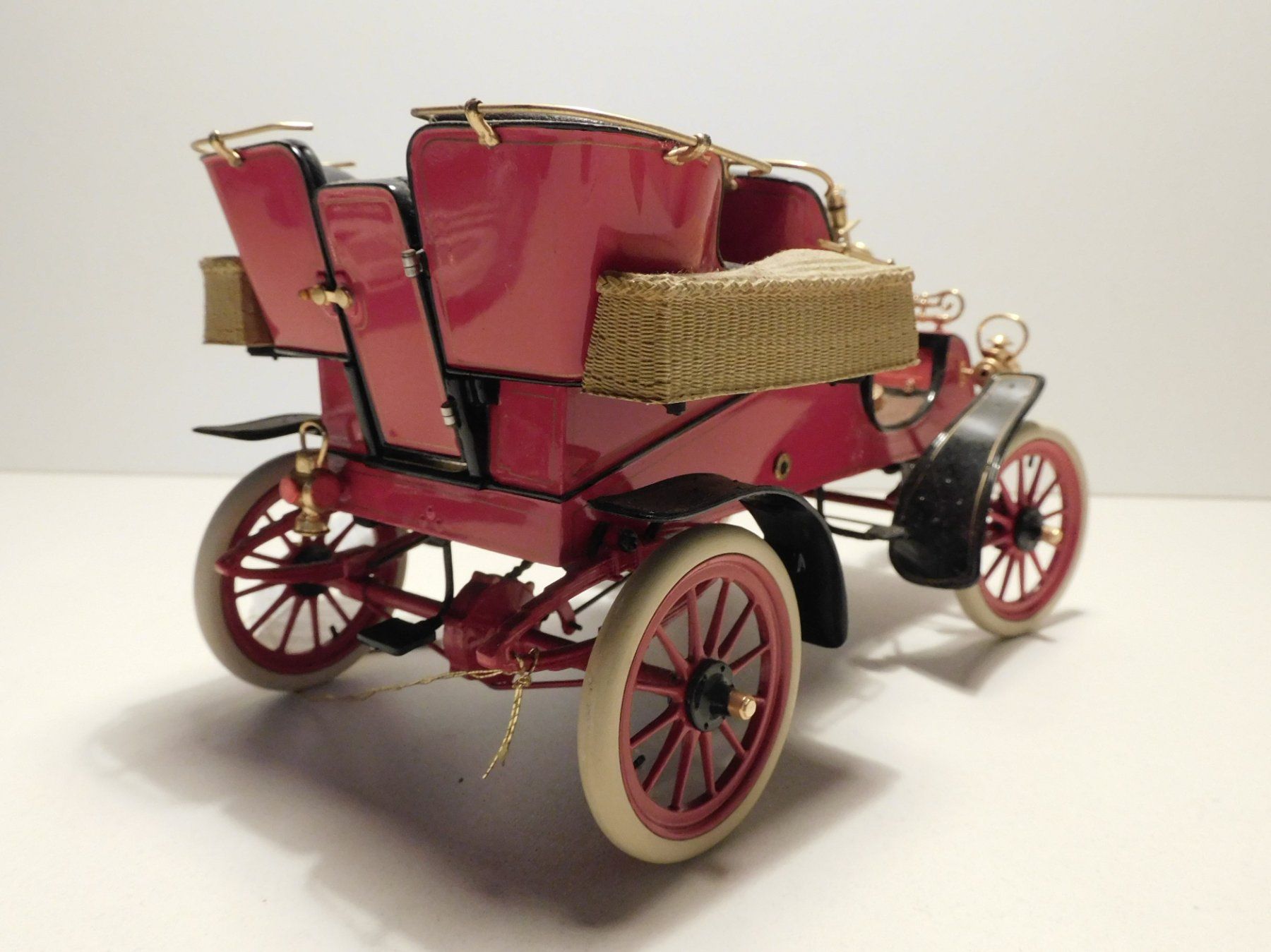Ford Modellini d'auto: Modell Auto Oldtimer 1903 Ford Model A – Usato da Sursee venduto da 76 4