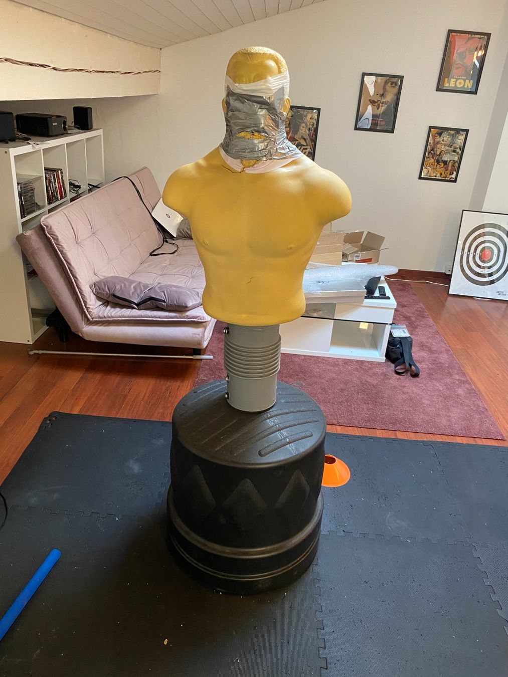 Sacchi da boxe: Standboxsack / Boxdummy (BOB) – Difettoso da Hinteregg venduto da Montgomery55