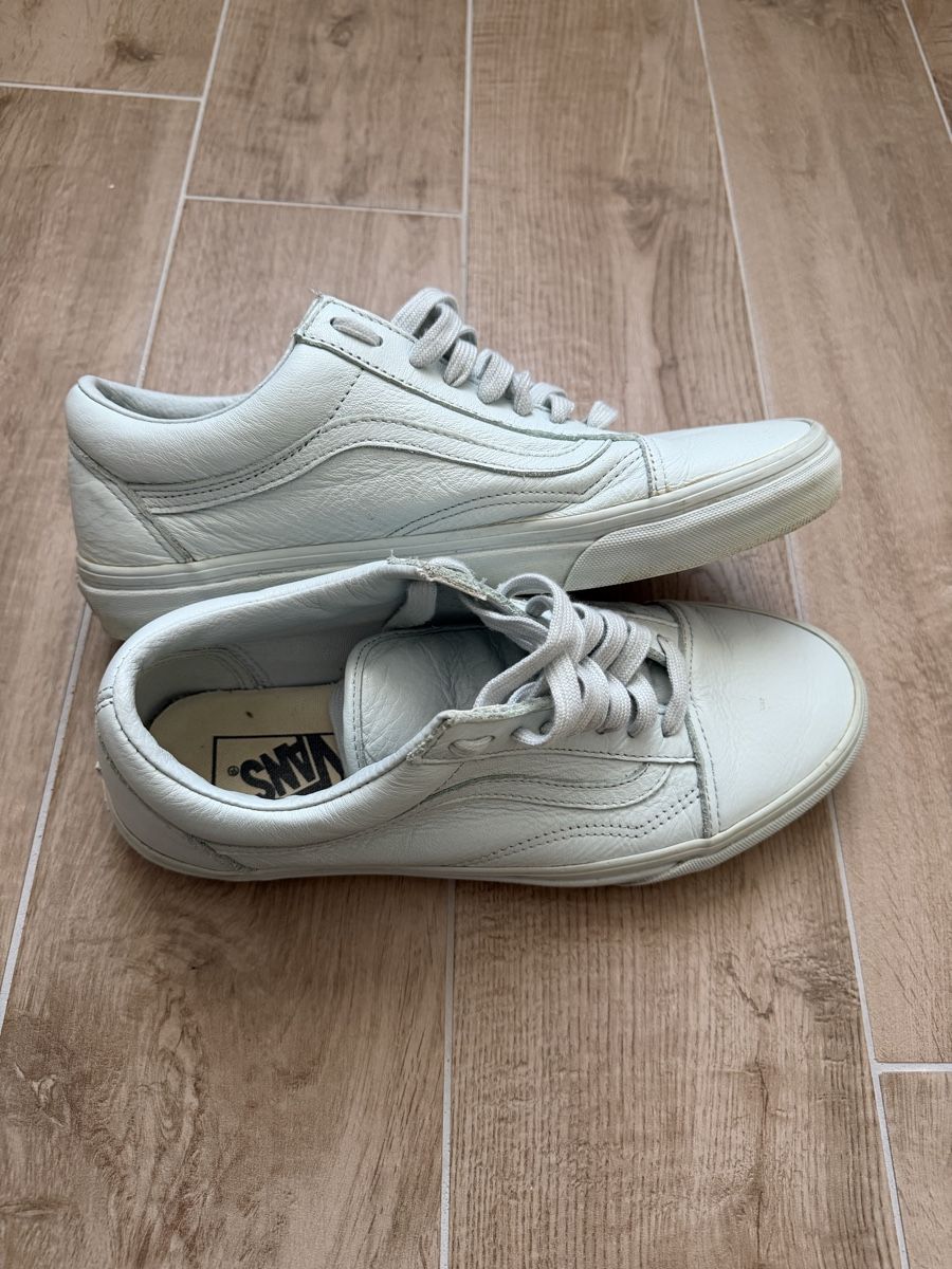Vans Scarpe da uomo: Vans in Pelle – Usato da Dino venduto da Robtherabbit