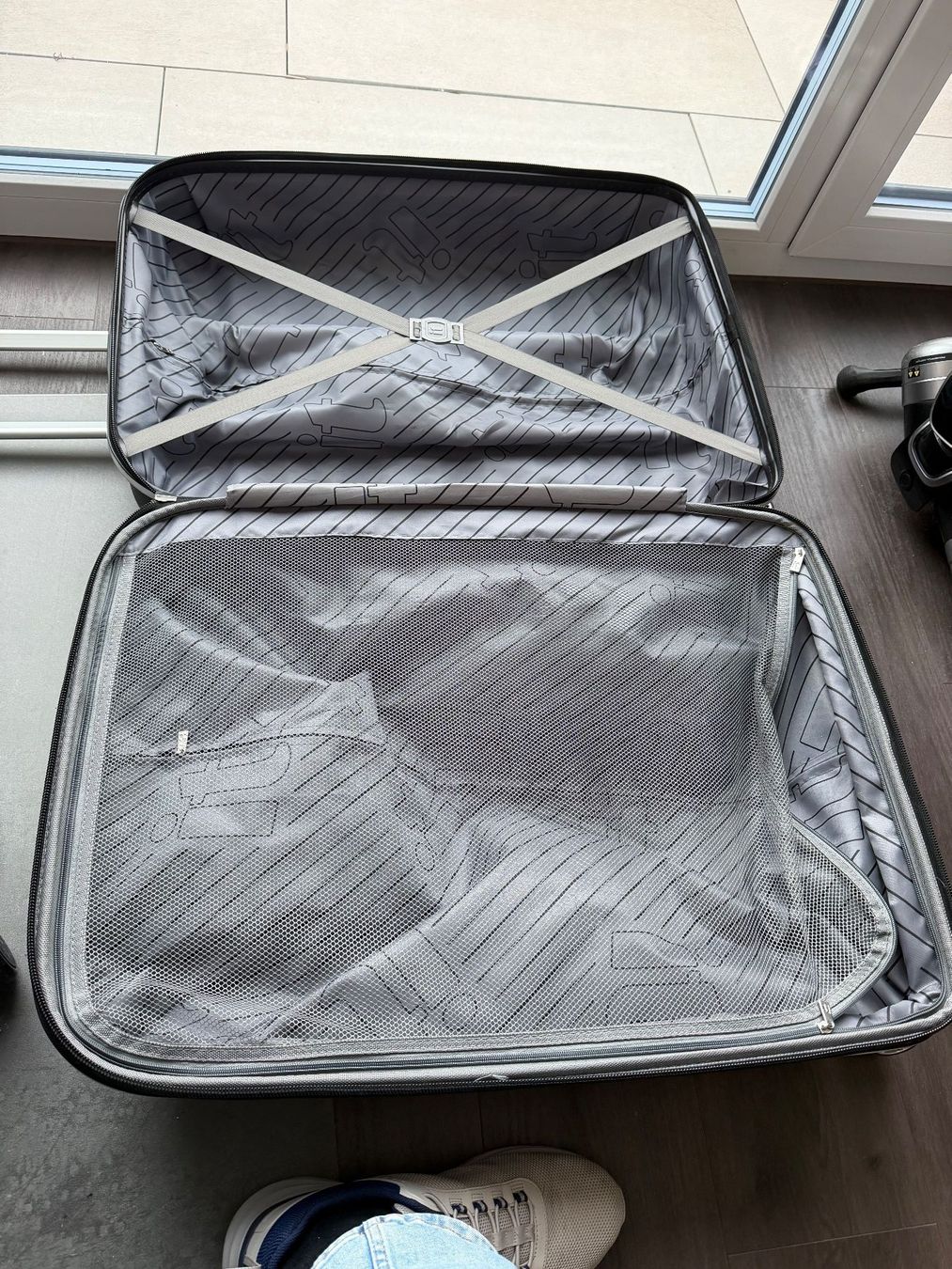 Valigie: Reisekoffer it Luggage – Usato da Schenkon venduto da Fastforward 3