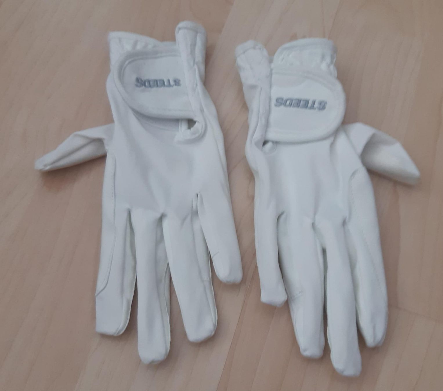 Handschuhe & Handstulpen: Damen Handschuh, Gr. XS, Marke: STEEDS – Gebraucht aus Sachseln von volvoc70