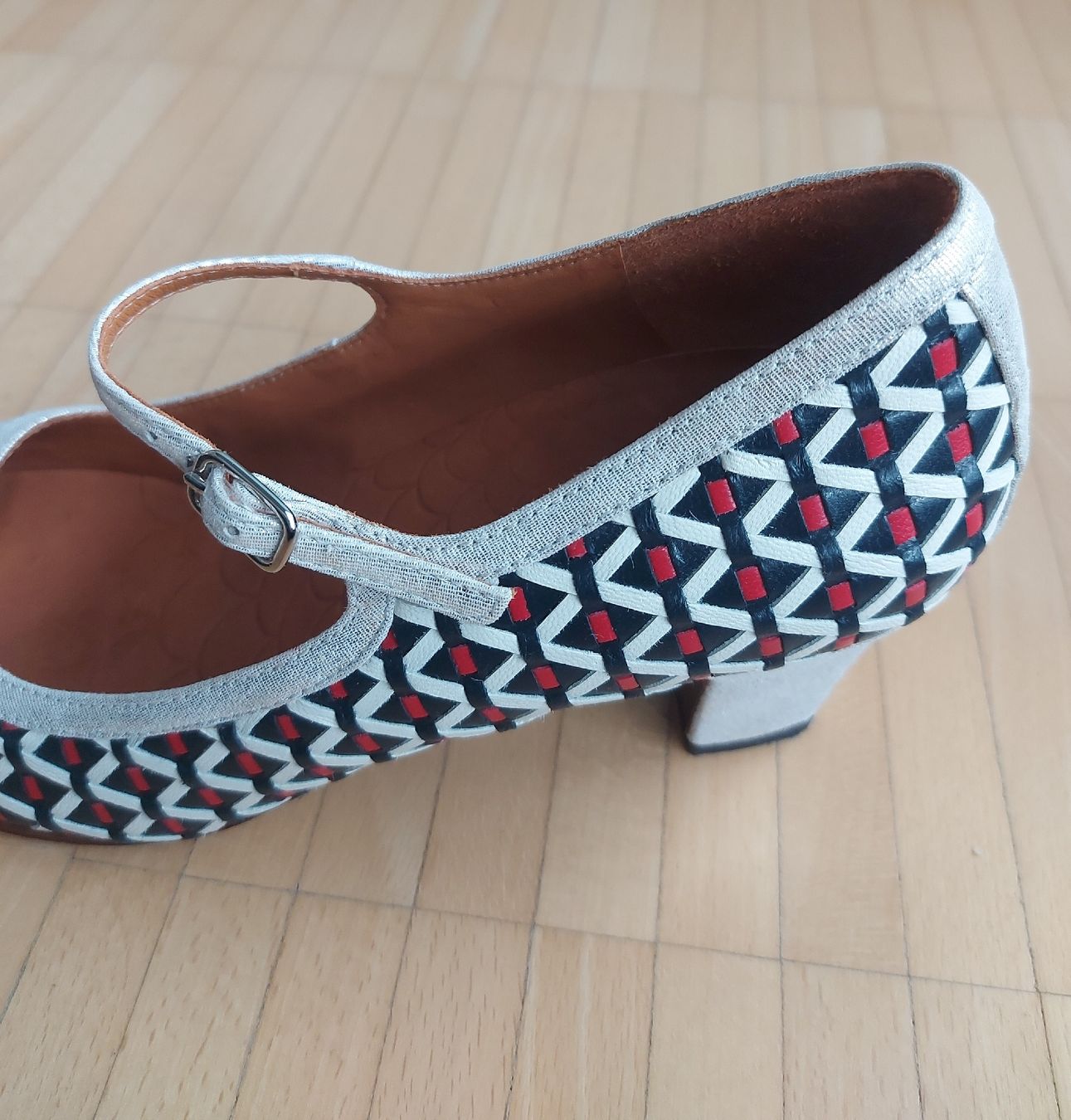 Chie Mihara Scarpe da donna: Chie Mihara, Mary Jane, Grösse 39 – Usato da Oberengstringen venduto da PaolaDe 1