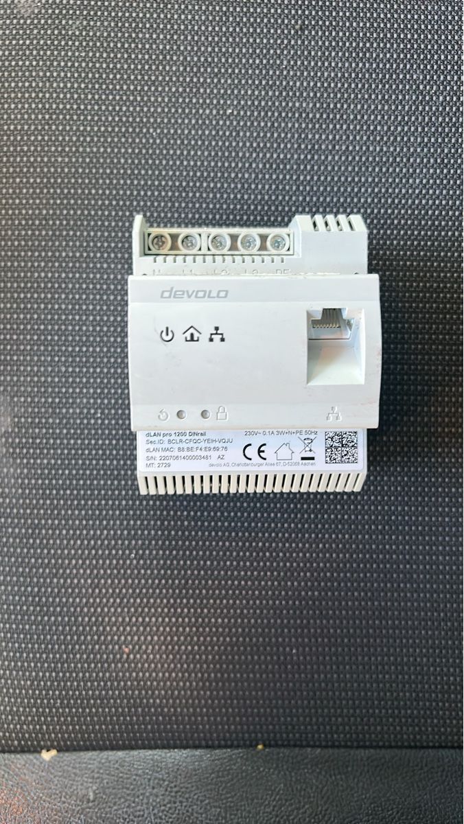 Devolo Unità & Adattatore: Devolo dLAN pro 1200 DIN – Nuovo (secondo la descrizione) da Collex venduto da Chel1200